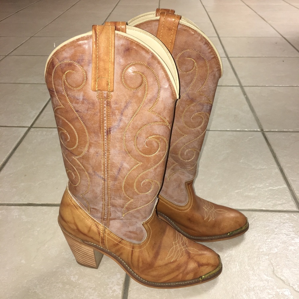Acme cowboy boots